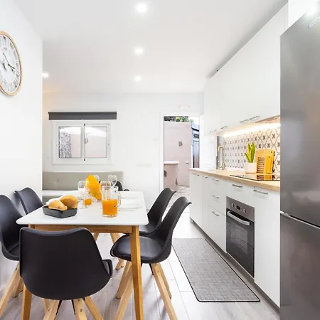 Tenohomes Sunny Terrace & Private Pool 度假居 *
