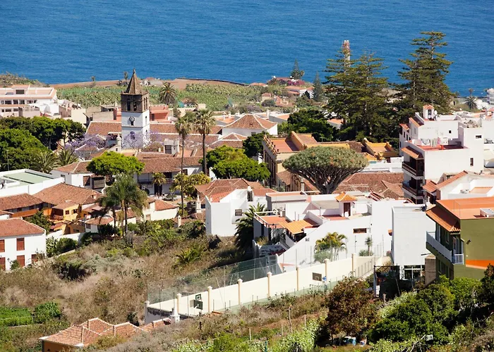 Tenohomes Sunny Terrace & Private Pool *