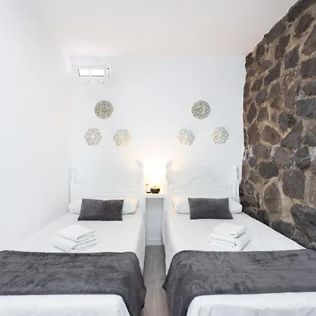 Tenohomes Sunny Terrace & Private Pool Сasa de vacaciones *