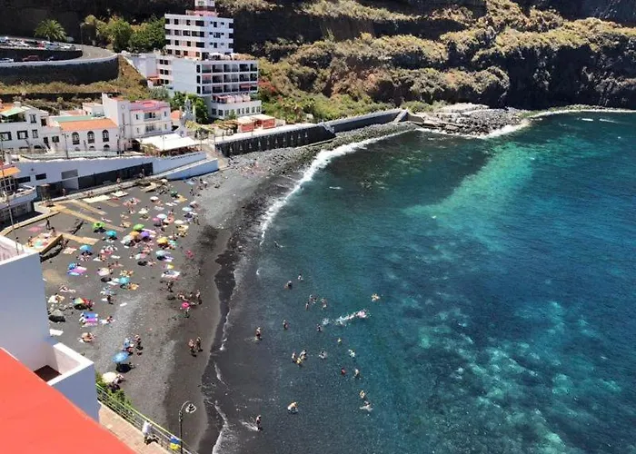 Tenohomes Sunny Terrace & Private Pool Tatil Evi *