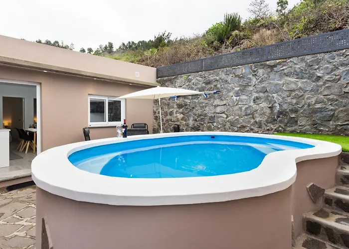 Дом отдыха Tenohomes Sunny Terrace & Private Pool *